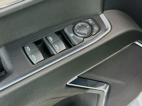 Used 2024 Chevrolet Silverado 1500 LT w/ Z71 Off-Road Package image 19