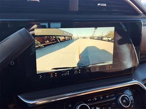 Used 2024 GMC Sierra 2500 Denali Ultimate image 11