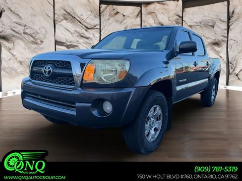 Used 2011 Toyota Tacoma PreRunner w/ TRD Off-Road Pkg w/JBL Audio RWD image 1