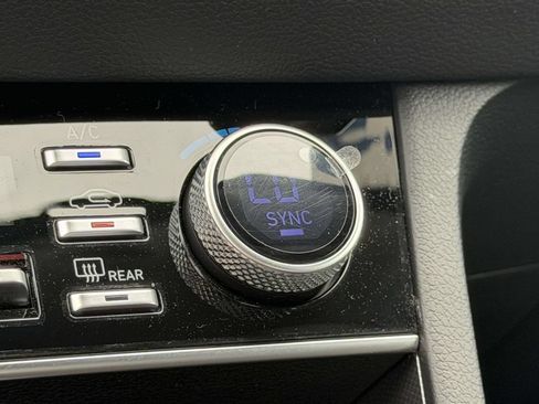 Certified 2023 Hyundai Sonata SEL FWD image 34