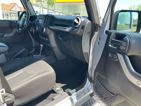 Used 2016 Jeep Wrangler Unlimited Sport w/ Quick Order Package 24S AWD/4WD image 73