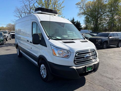 Used 2018 Ford Transit 250 148 Medium Roof w/ Exterior Upgrade Package RWD image 8