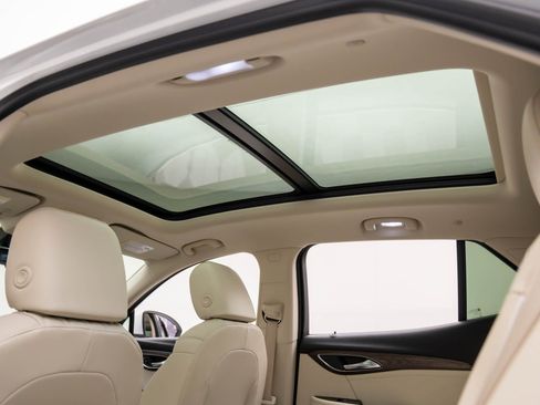 Used 2023 Buick Envision Avenir image 11