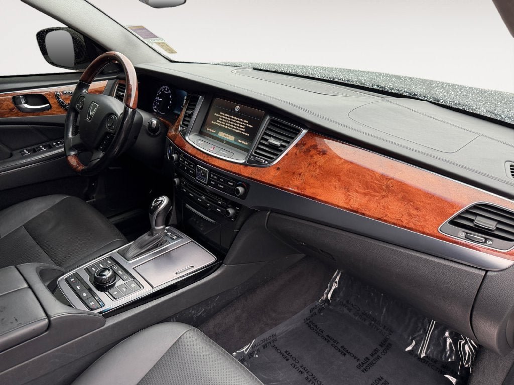 Used 2014 Hyundai Equus Signature RWD image 26