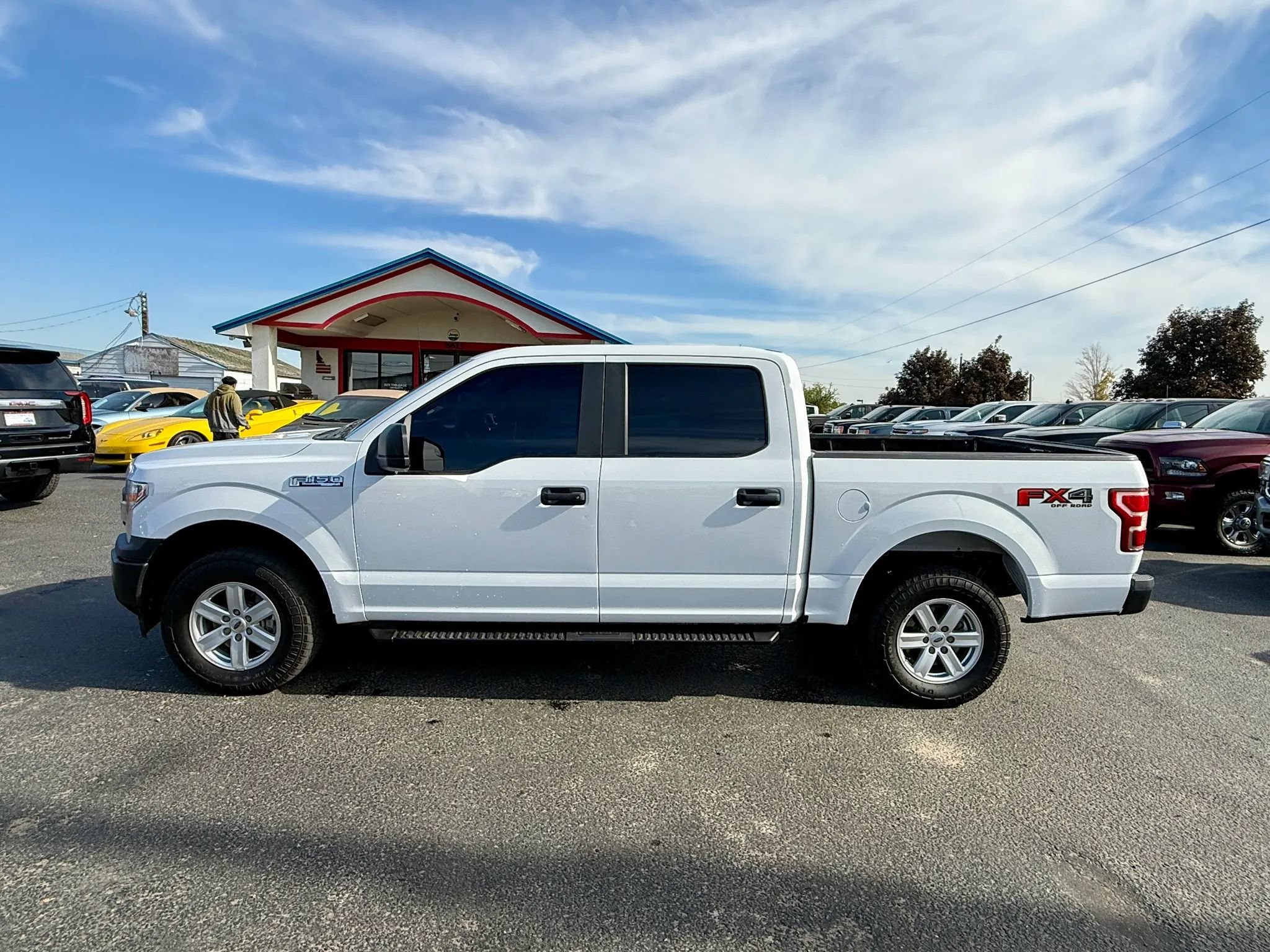 Used 2018 Ford F150 XL w/ Equipment Group 101A Mid AWD/4WD image 2