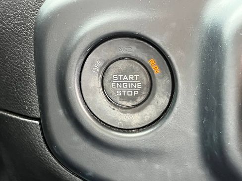 Used 2023 Jeep Wrangler Unlimited Rubicon 4xe w/ Cold Weather Group AWD/4WD image 24