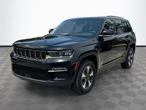 Used 2024 Jeep Grand Cherokee Limited 4xe AWD/4WD image 3