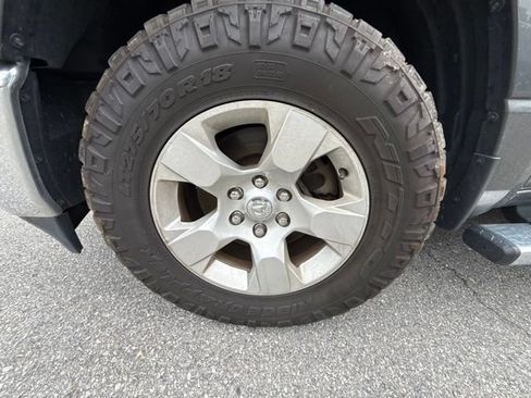 Used 2019 RAM 1500 Big Horn AWD/4WD image 16