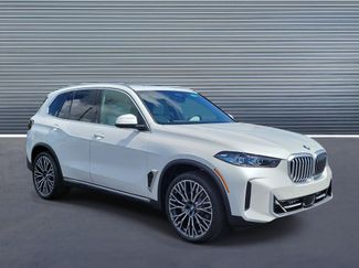 New 2026 BMW X5 sDrive40i w/ Climate Comfort Package RWD video 2
