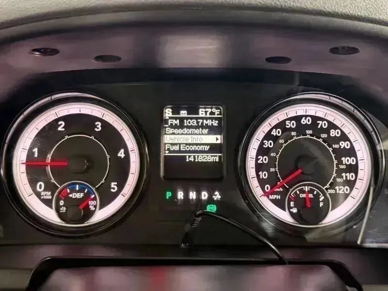 Used 2018 RAM 3500 Tradesman w/ Chrome Appearance Group AWD/4WD image 38