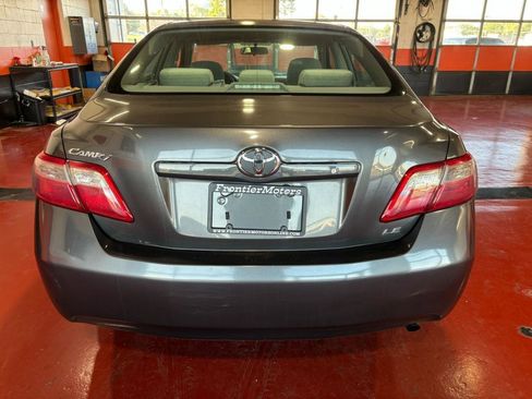Used 2009 Toyota Camry LE image 8