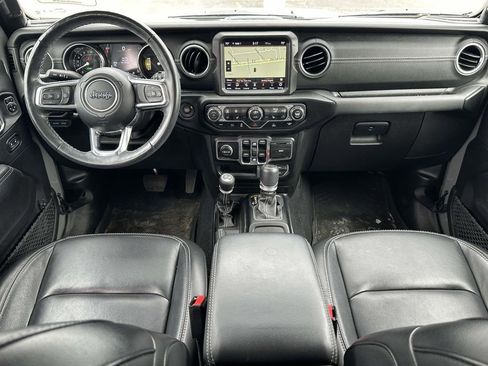 Used 2023 Jeep Wrangler Unlimited Sahara w/ Cold Weather Group AWD/4WD image 16