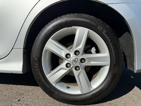 Used 2012 Toyota Camry SE image 45