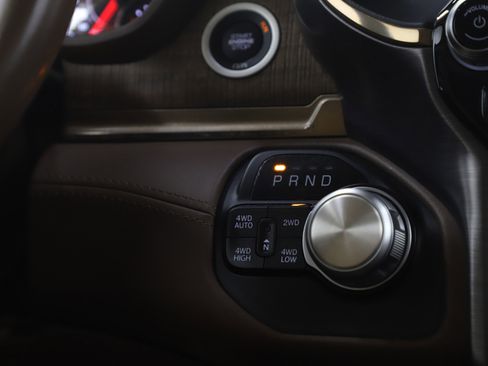 Used 2020 RAM 1500 Longhorn image 18