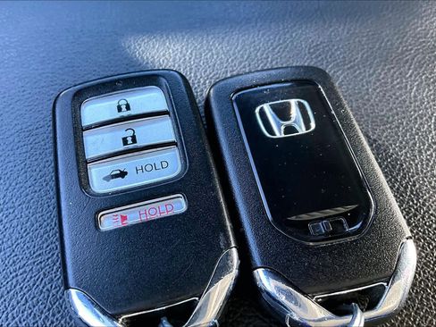 Used 2022 Honda Accord Sport image 14