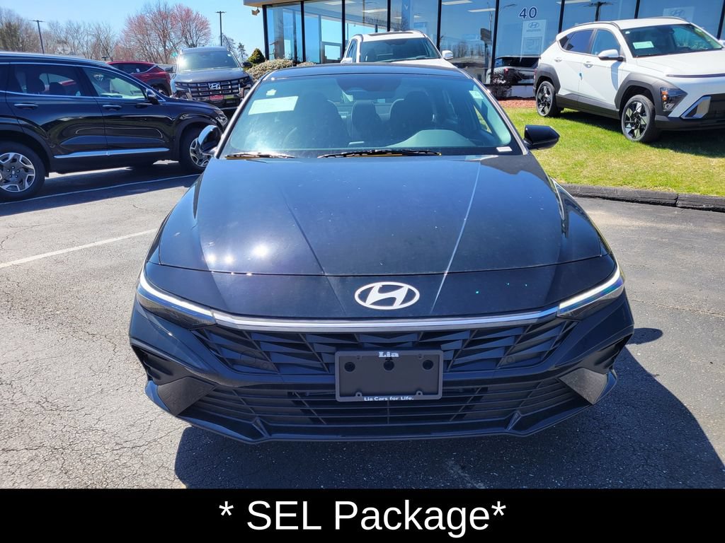 Used 2026 Hyundai Elantra SEL FWD image 9
