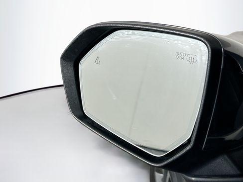 Used 2024 Hyundai Palisade SEL w/ Premium Package FWD image 16