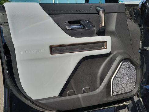 New 2025 GMC Hummer EV 2X AWD/4WD image 22