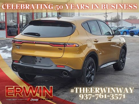 New 2024 Dodge Hornet R/T w/ R/T Blacktop Package image 3