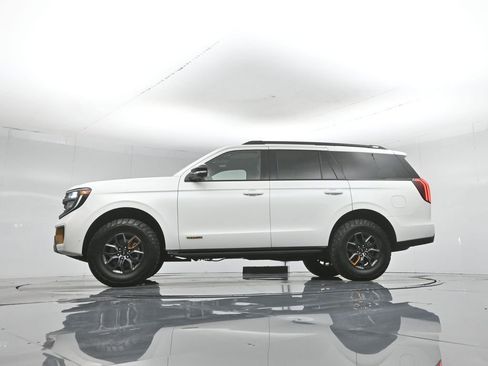 Certified 2025 Ford Expedition Tremor AWD/4WD image 58