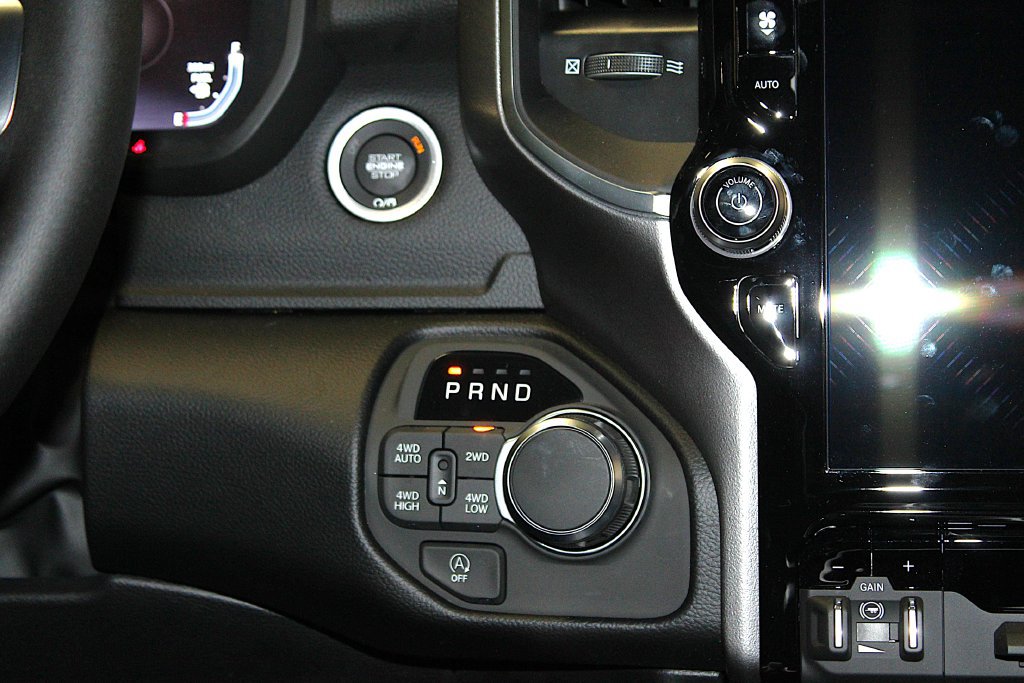 New 2026 RAM 1500 Big Horn AWD/4WD image 14