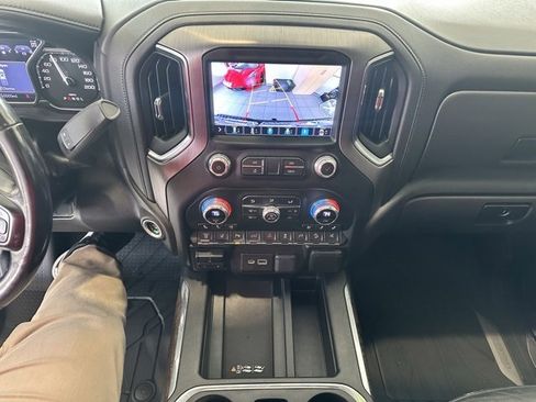 Used 2022 GMC Sierra 2500 Denali image 12