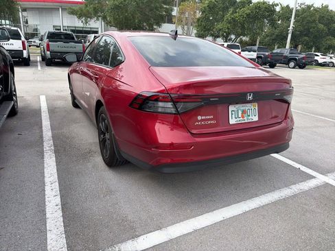 Used 2025 Honda Accord SE image 8