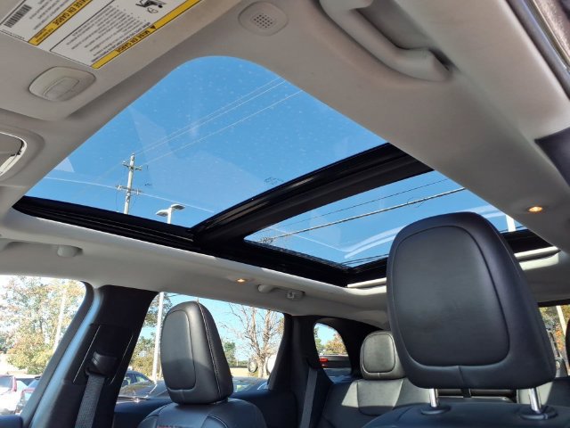 Used 2022 Jeep Cherokee Trailhawk w/ Sun, Sound & Nav Group AWD/4WD image 17