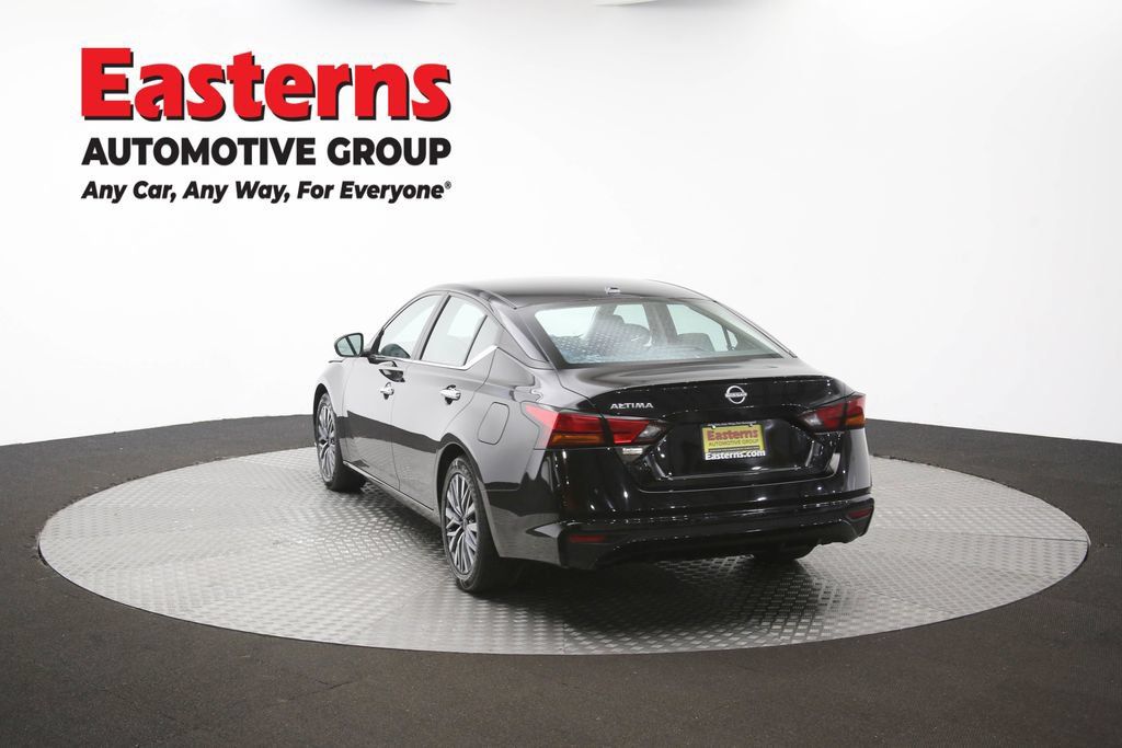 Used 2025 Nissan Altima 2.5 SV FWD image 65