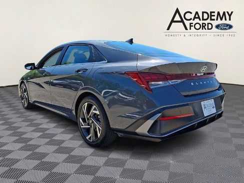 Used 2024 Hyundai Elantra Limited FWD image 4