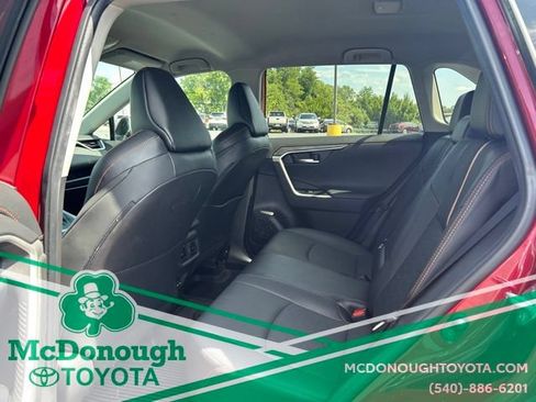 Used 2022 Toyota RAV4 Adventure AWD/4WD image 7