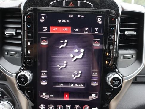 Used 2019 RAM 1500 Laramie AWD/4WD image 14