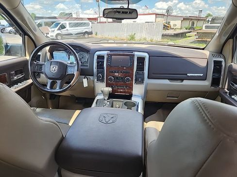 Used 2012 RAM 1500 Laramie AWD/4WD image 37