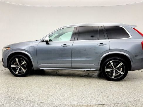 Used 2017 Volvo XC90 T8 R-Design w/ Vision Package image 8