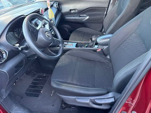 Used 2024 Nissan Kicks SV FWD image 7