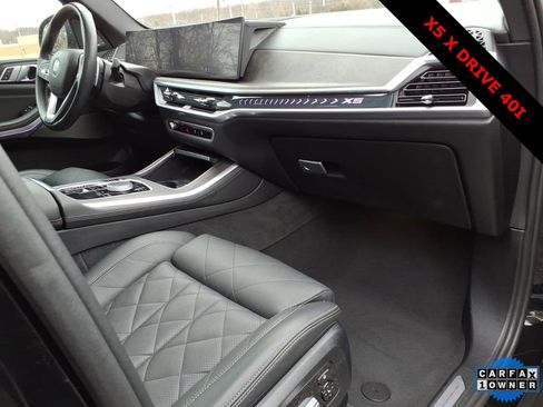 Used 2025 BMW X5 xDrive40i AWD/4WD image 11