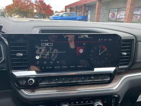 Used 2022 GMC Sierra 1500 Elevation image 73