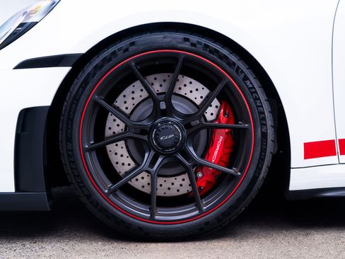 Used 2026 Porsche 911 GT3 RWD image 8