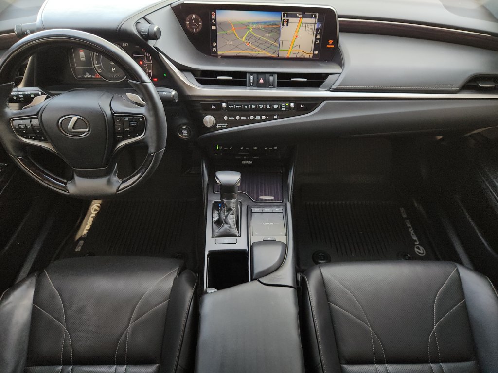 Used 2021 Lexus ES 350 Ultra Luxury w/ Accessory Package 2 FWD image 5