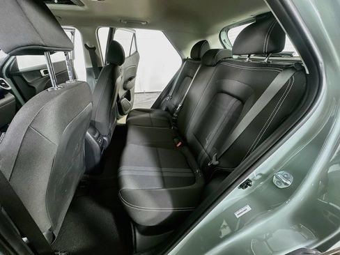 Used 2026 Hyundai Venue SEL FWD image 16