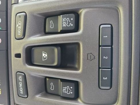 Used 2021 GMC Sierra 1500 Denali w/ Technology Package image 26