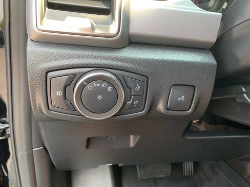 Used 2020 Ford Ranger XLT w/ Equipment Group 302A Luxury AWD/4WD image 17