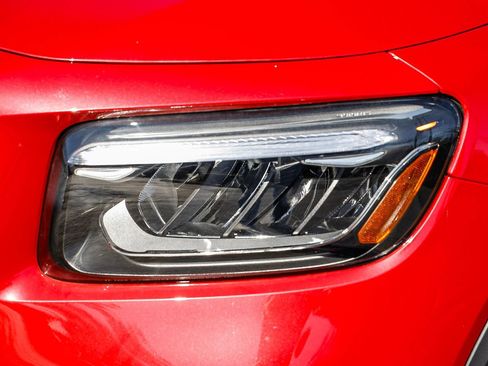 New 2026 Mercedes-Benz GLB 35 AMG 4MATIC image 7