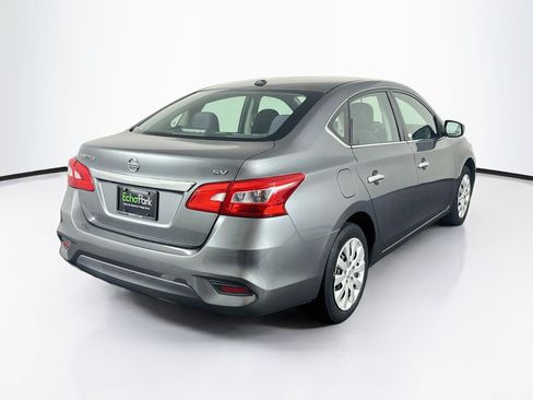 Used 2016 Nissan Sentra SV FWD image 9