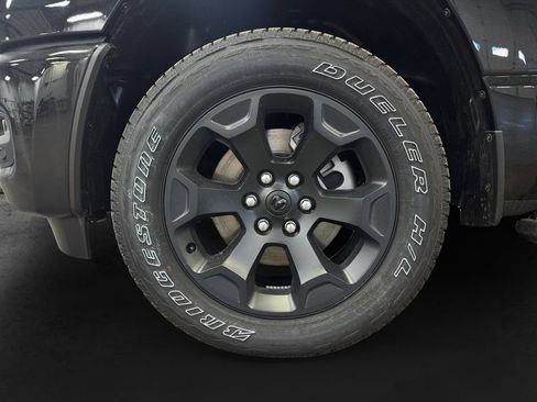 New 2026 RAM 1500 Express AWD/4WD image 9