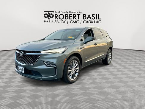 Used 2022 Buick Enclave Avenir w/ Avenir Technology Package AWD/4WD image 4