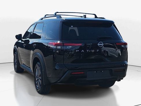 New 2026 Nissan Pathfinder Platinum FWD image 7
