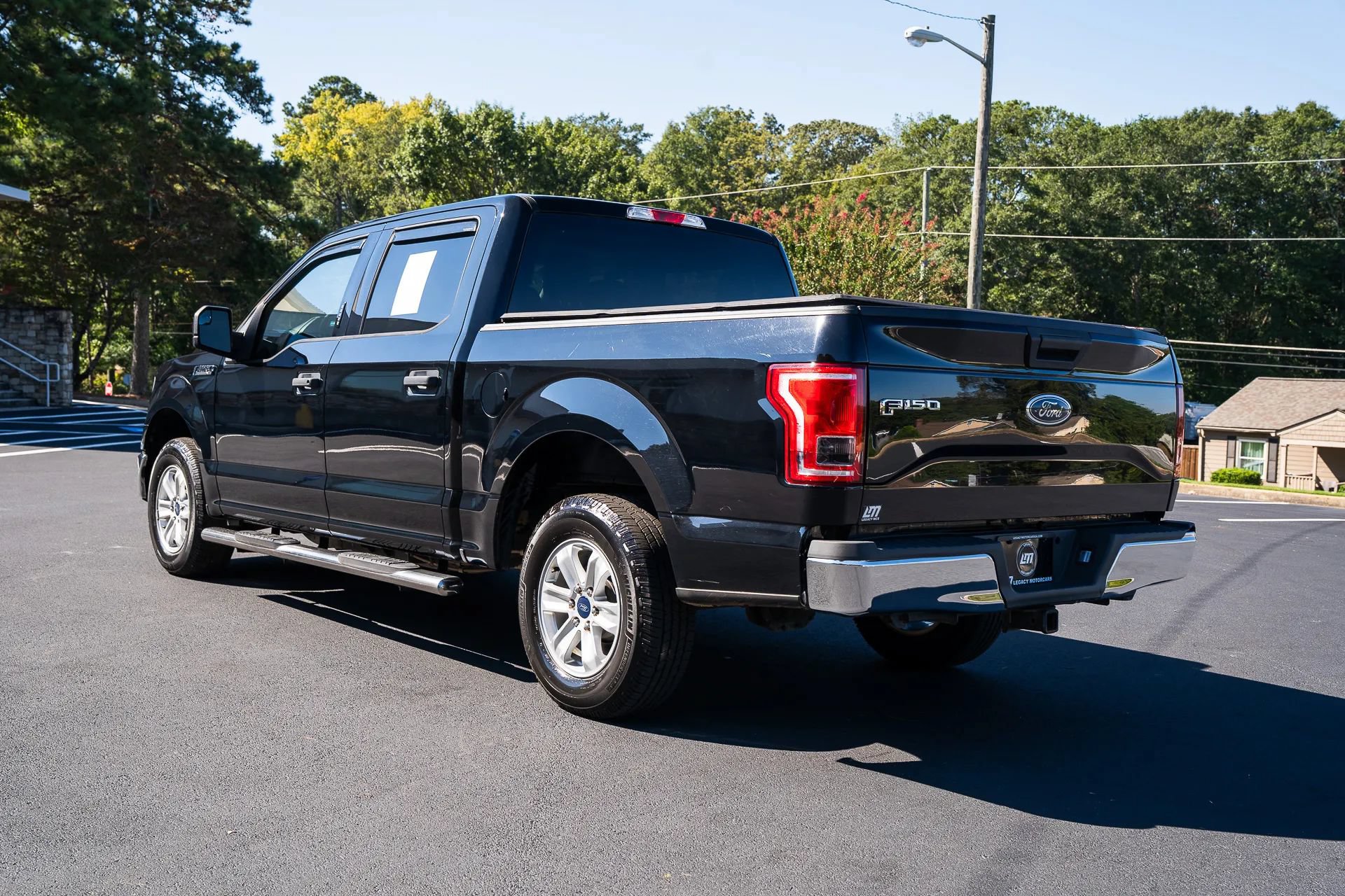 Used 2017 Ford F150 XLT RWD image 6