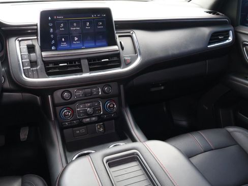 Used 2022 Chevrolet Tahoe RST w/ Luxury Package RWD image 13