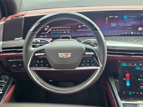 Used 2026 Cadillac Escalade Luxury w/ Touring Package RWD image 16